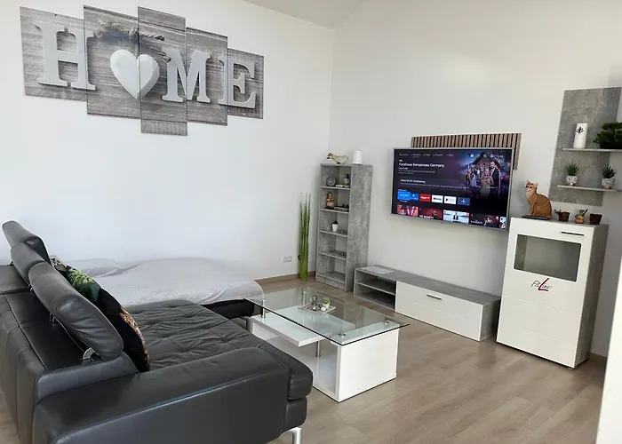 Grosse Ferienwohnung Gaestehaus Neubau Merzig 120M2