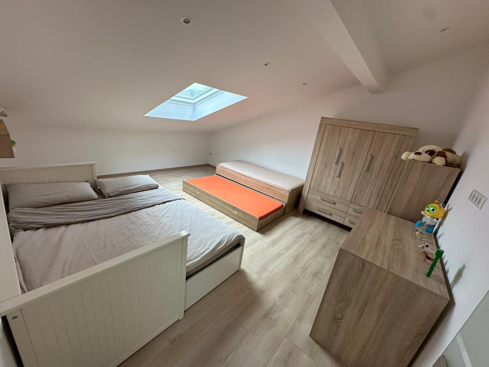 Apartment Grosse Gaestehaus Neubau 120m2